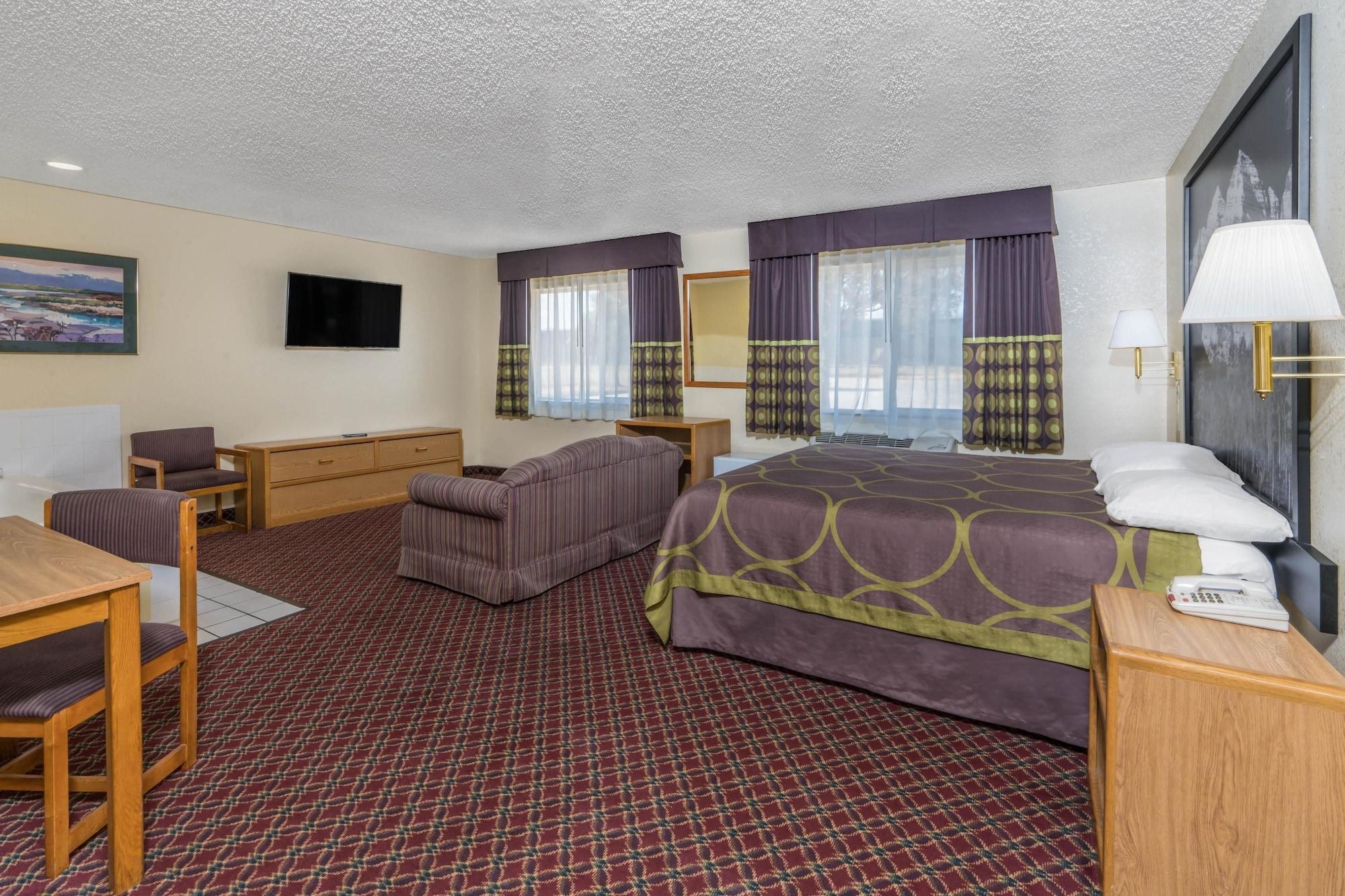Hotel Super 8 By Wyndham Fountain Exterior foto